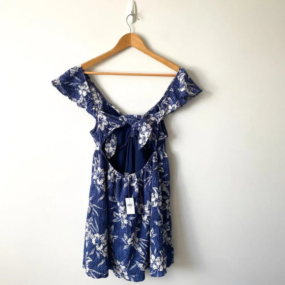 American Eagle  Hawaiian Cut Out Back Crinkle Mini Dress NWT Blue Sz Medium - Picture 3 of 7